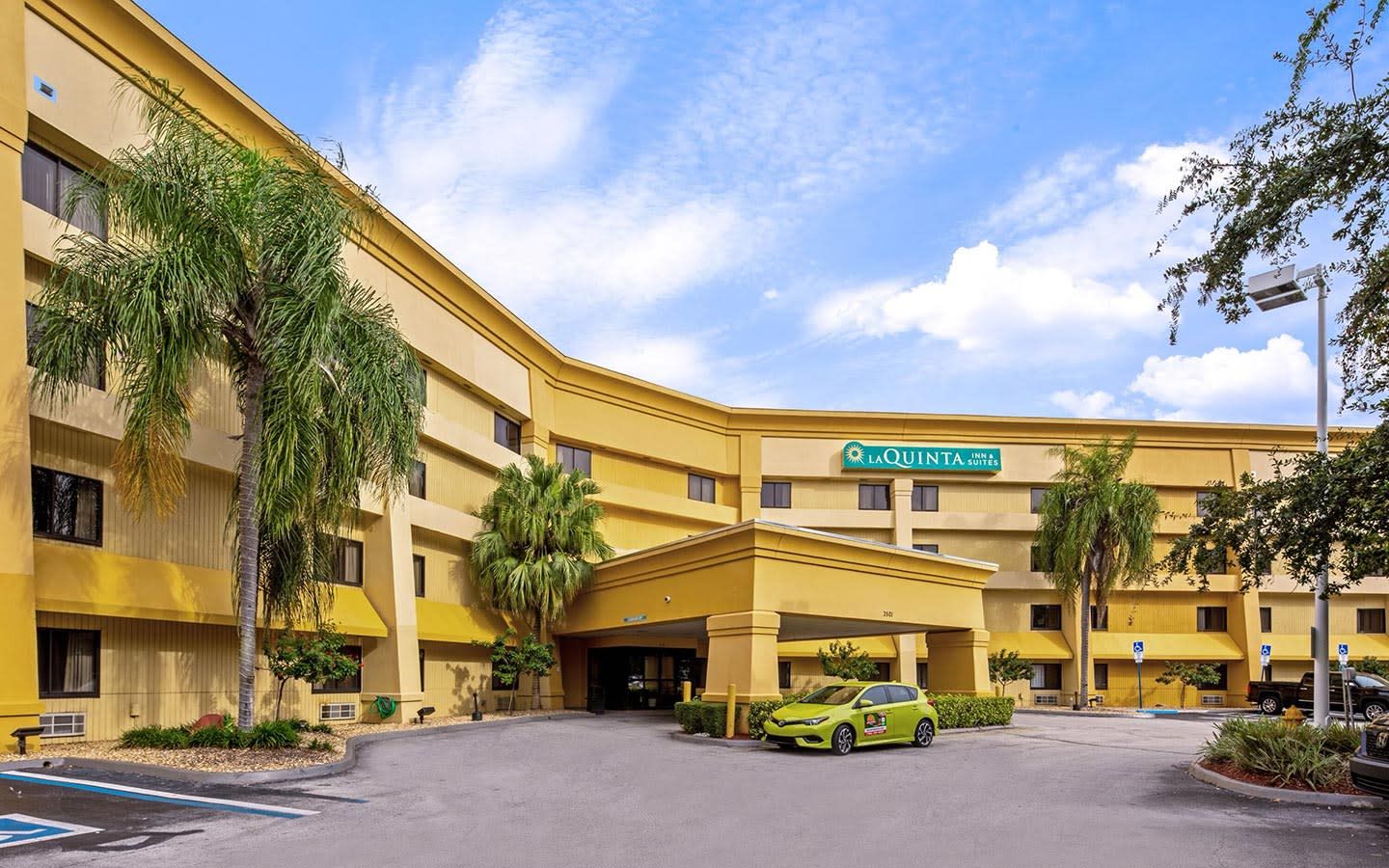 la quinta by wyndham miami airport east