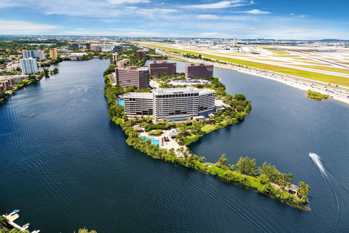 Hilton Miami Airport Blue Lagoon