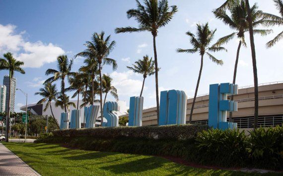 Assine fora de Bayside Marketplace Assine fora de Bayside Marketplace