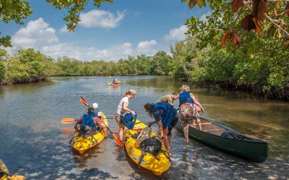 Heading out on kayaks