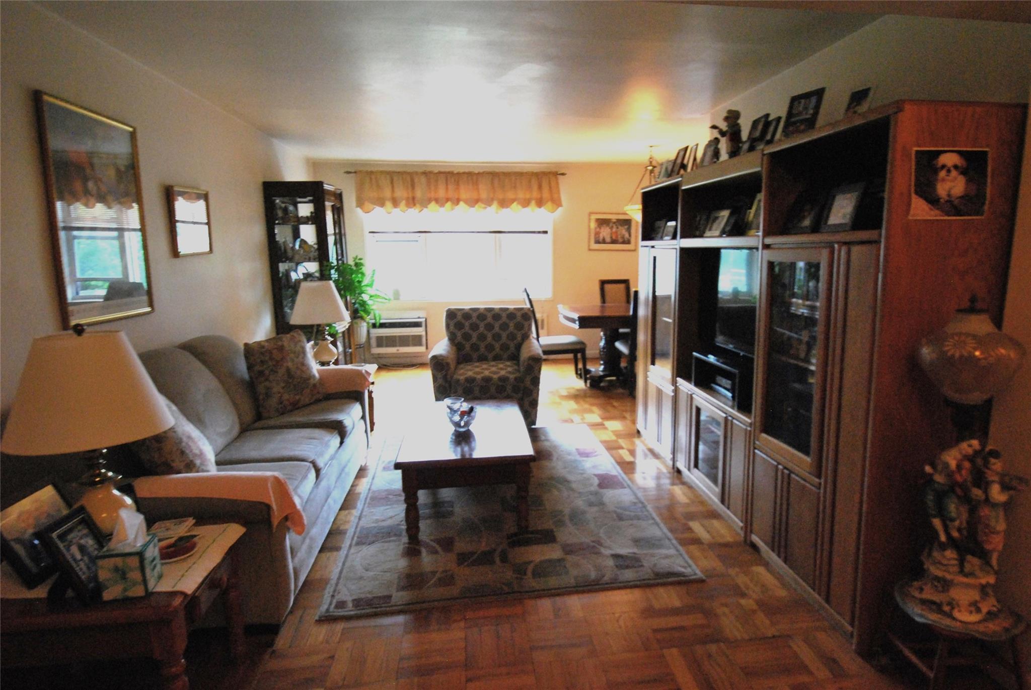 Listing photo