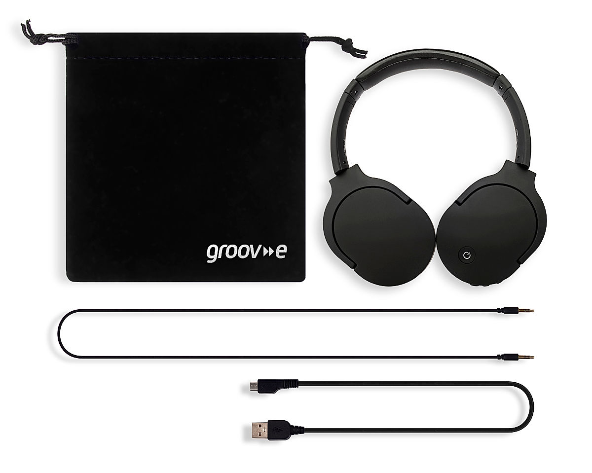 Box Content • Headphones • Charging Cable • Audio Cable • Carry Pouch • Instruction Guide 