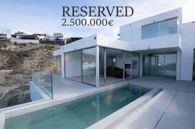 Reserved luxury villa