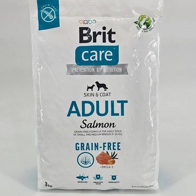 BRIT CARE PERRO ADULT SALMON SKIN & COAT 3 KG