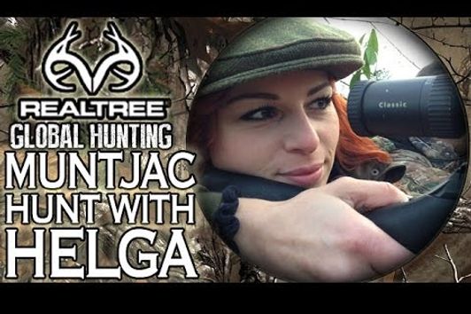 Muntjac Hunting With Miss Hunter of Germany: Helga's First UK Hunt!