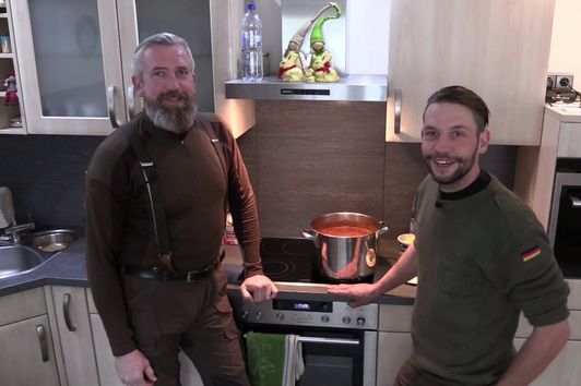 WILD KOCHEN BRAUHAUSGULASCH MIT WERNER STECKMANN