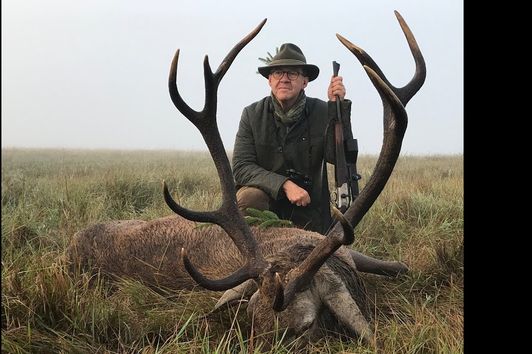 Der "Nebelhirsch" wird erlegt - spannende Jagd zur Hirschbrunft!