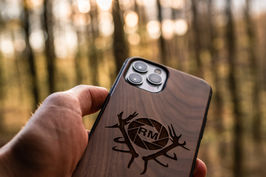 Holzweltcases - Stilechte Handyhüllen für Jäger
