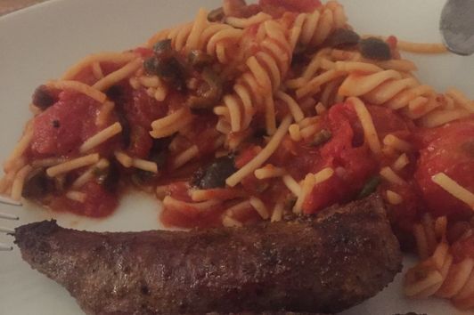 REZEPT: Ideale Verwendung Filets -  Rehfilets auf Pasta mit leichter Tomatensoße