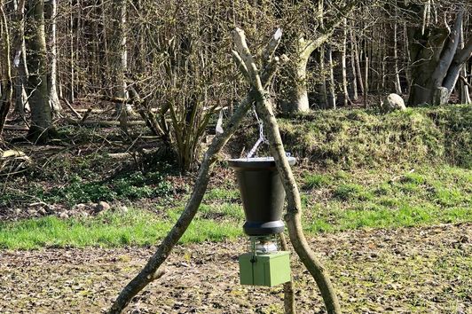 DIY Ständer für Kirrautomat Dreibein