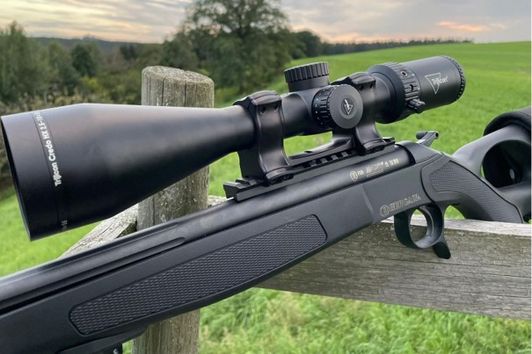 Trijicon Credo HX 2.5-10×56 Zielfernrohr auf BERGARA BA 13 TD 