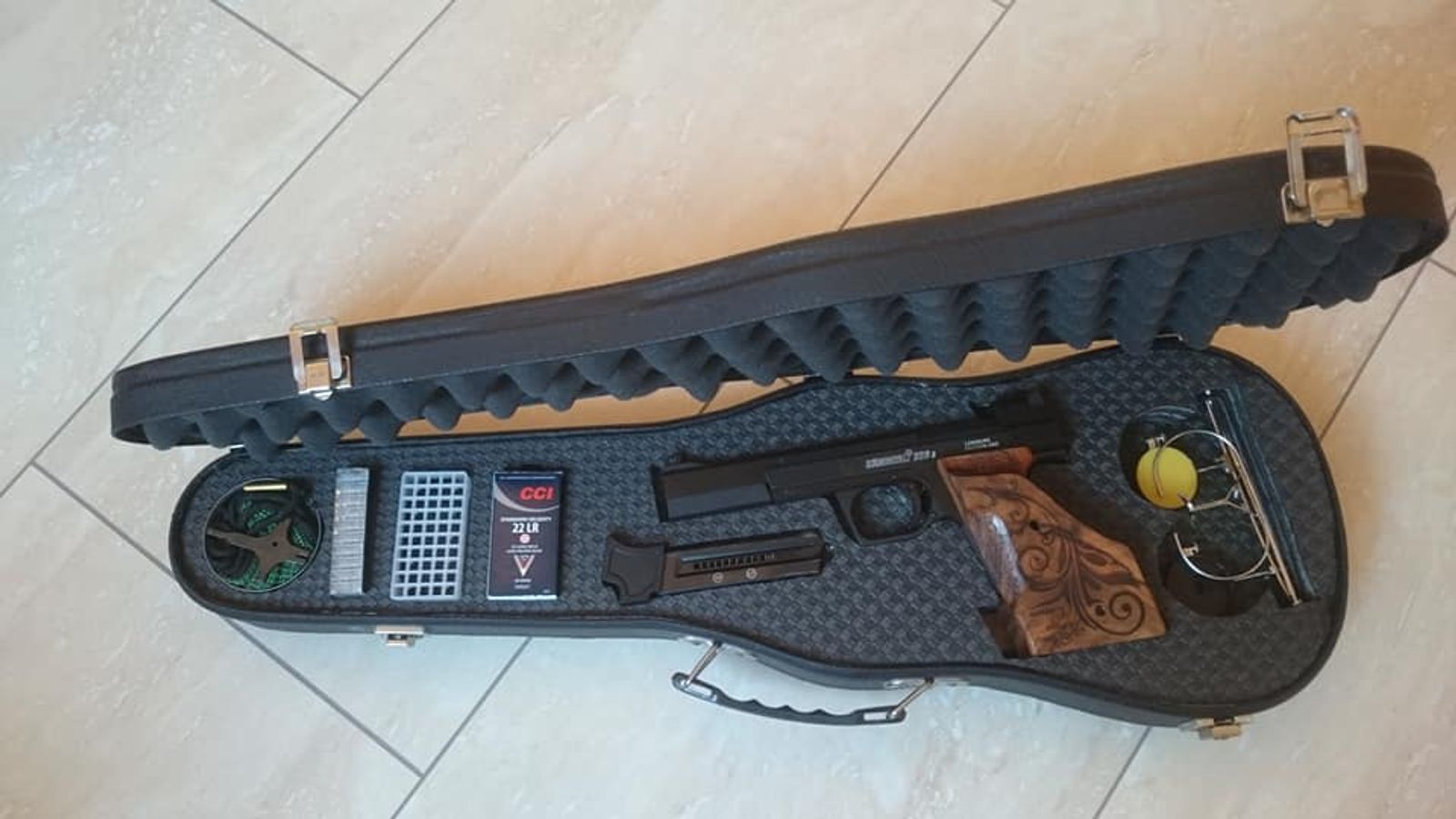 DIY Pistolenkoffer / Guncase - Geartester