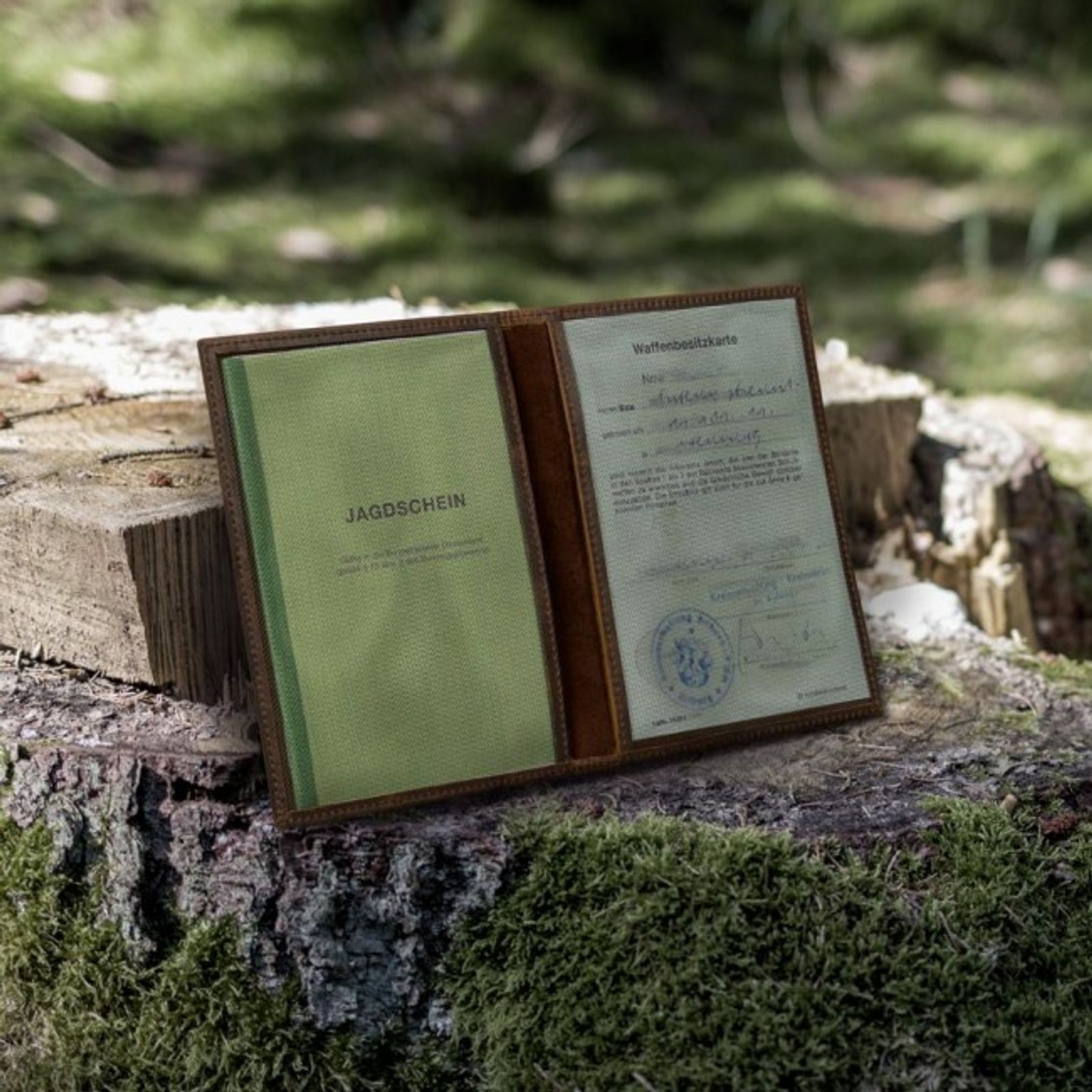 Waldkauz Jagdscheinetui aus Leder - Geartester