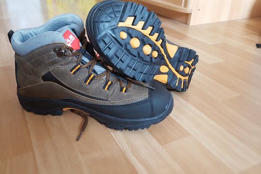 AlmWalker Stiefel Toro UX