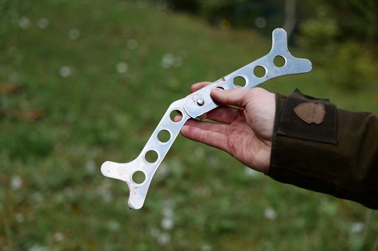 Farm Land Wildspreizer - in zwei Handgriffen zum gelüfteten Wild