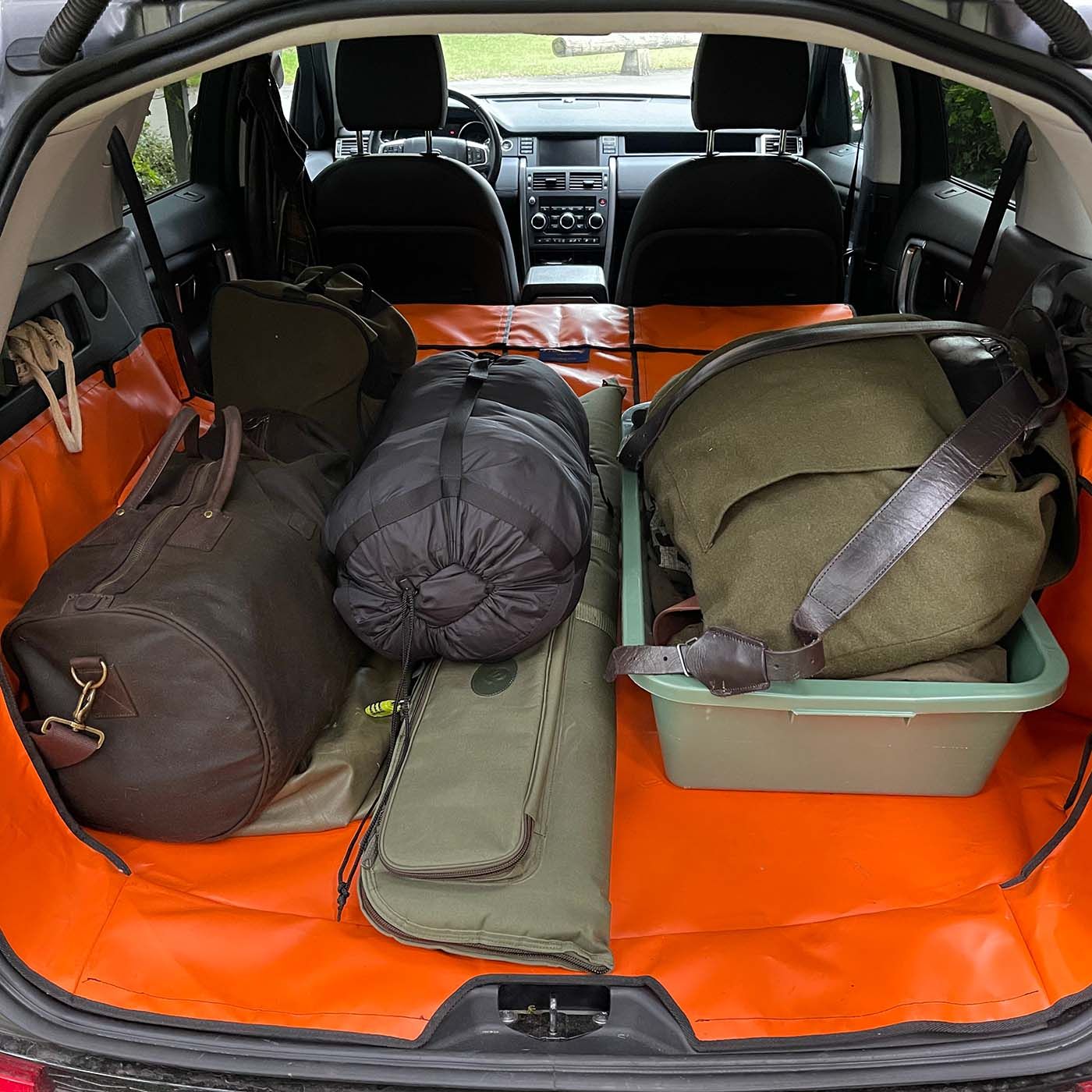 Passgenauer Kofferraumschutz von Hatchbag - Geartester