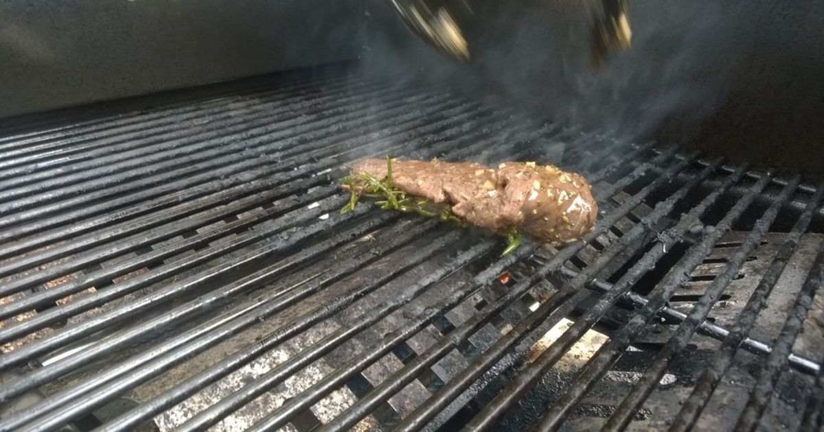 Rezept: Die feinen Rücken-Stücke klassisch eingelegt vom Grill