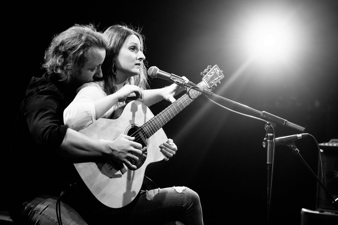 Live-Konzert mit Crossing Strings