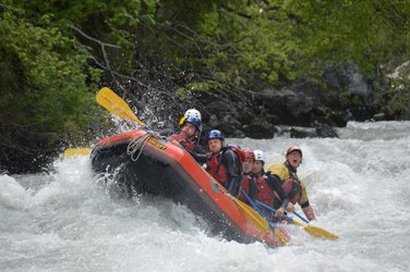 Wildwasser-Rafting auf dem Inn in Engadin