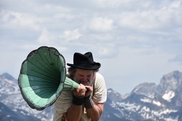 Szenischer Spaziergang mit Gian Rupf durch Berg Kind Welt, 12. August 2026