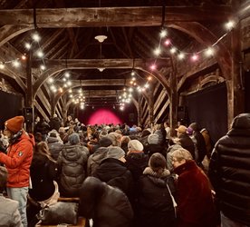 Santa Slam - witziges Wortgewitter über der Limmat