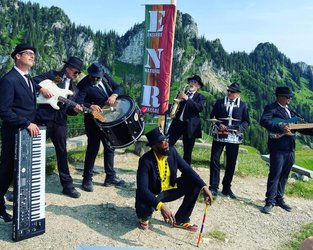 Live-Konzert von ENR