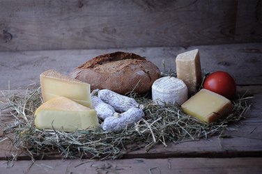 Bergfrühstück in der Foppa-Alphütte