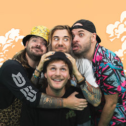 Promo Pic   Fluffy Machine   Copyright Morgane Raposo
