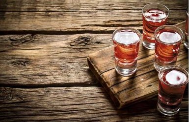 Neujahrs-Apéro & Bauernmarkt in Tschiertschen Neujahrs-Apéro & Bauernmarkt in Tschiertschen