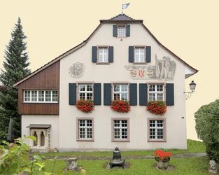 Sonderausstellung Jubiläum 100 Jahre Heimatmuseum Sissach Chumm cho Luege