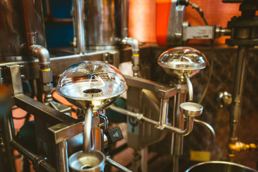 Caves ouvertes à la Distillerie Morand DE