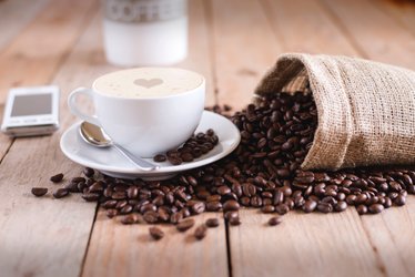Café Mitenand Ferienspezial mit Kleidertauschbörse 