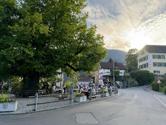 Linden-Höck: Ein Fest der Begegnungen