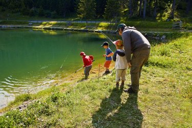 Fischen für Kinder am Heidsee am Morgen, 8.00 Uhr