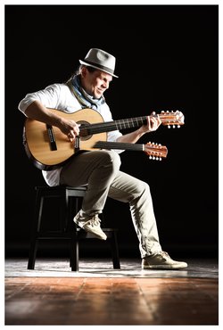 Konzert: Attila Vural – Gitarrist, Songwriter, Singer