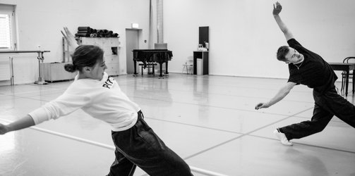 Tanz- und Bewegungs-Workshop mit Phoebe Jewitt