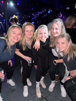 Skiunterwäscheparty