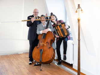 hei zue Konzert mit Trio Cappella