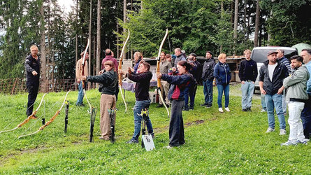Bogenschiessen - Wer trifft ins Schwarze?