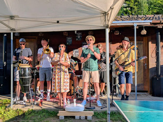 The Showband im Strandbad Iseltwald
