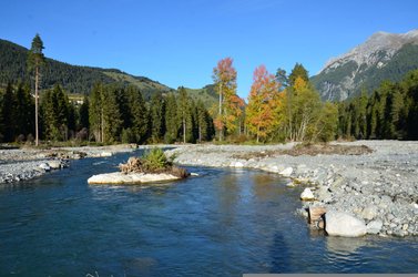 Erlebnis am Wasser in der Aue Panas-ch Sur En