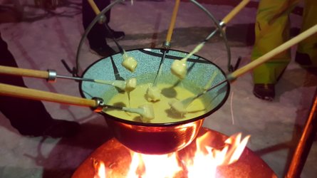 Abgesagt bis 28.02.21: Outdoor Käsefondue