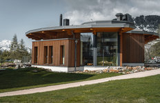 Co Working Space Royal Riederalp im Sommer in der Aletsch Arena Quelle: aletscharena.ch / Nico Brenner, Aletsch Arena AG