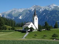Kirche Versam 800x600