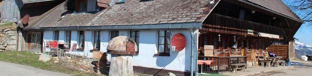 © Alpwirtschaft Ober Altösch: Aussenansicht