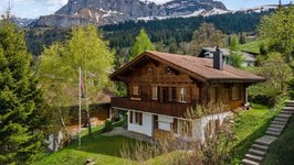 Ferienchalet im Frühling