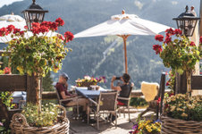© Berghaus Alpenräsli: Terrasse