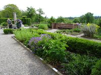Öffentliche Epochen-Kräutergarten-Führung