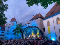 Lauschiges Ambiente im Schlosshof (Foto Pascal Rohner)  