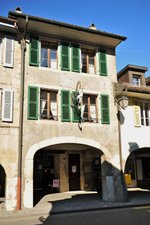La façade extérieure.